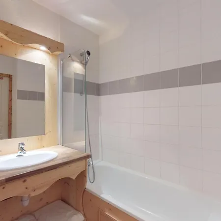 Hameau 8 101 - & Piscine 4 Pers *